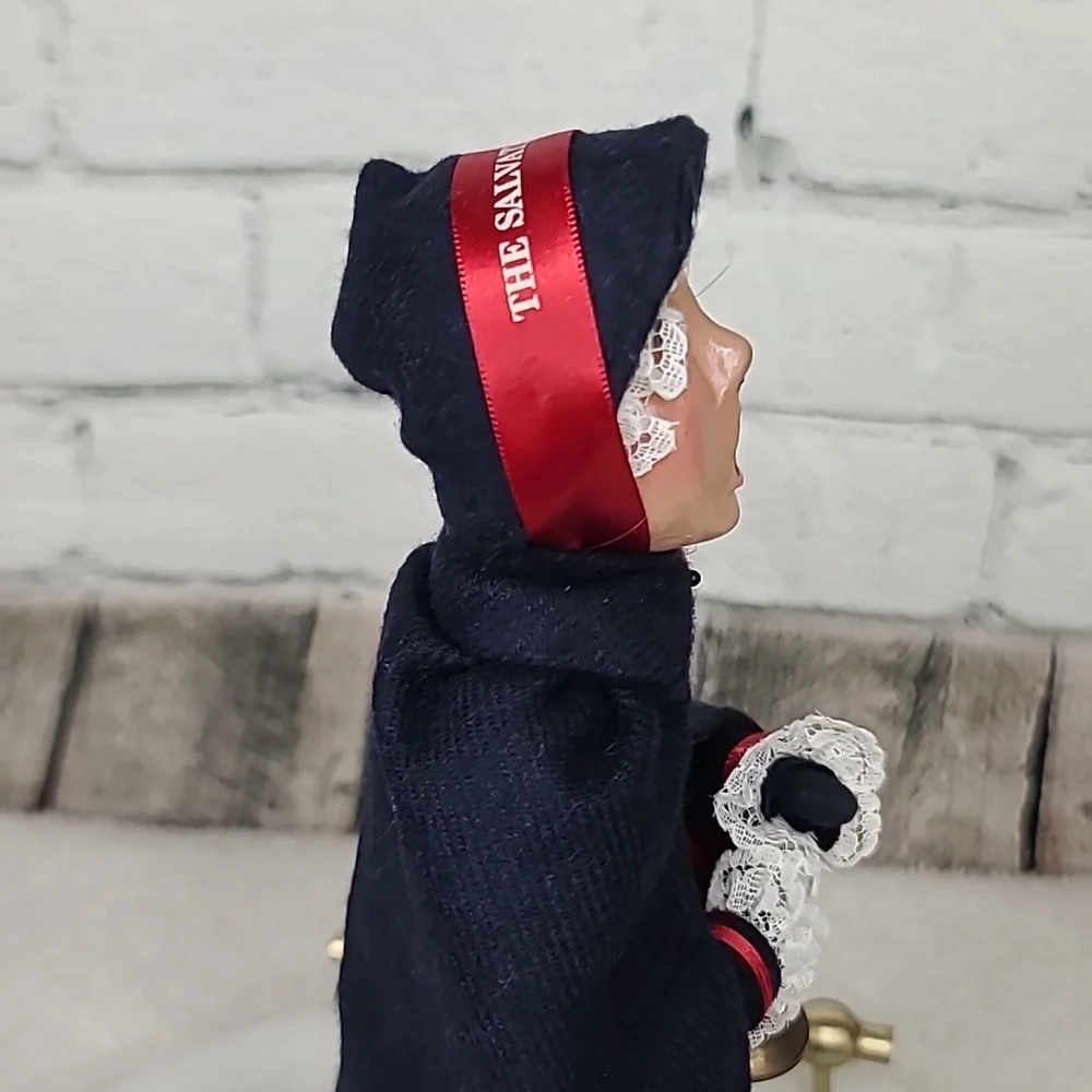 Byers' Choice Caroler Collectible 1993 Salvation Army Lassie with Bell Vintage